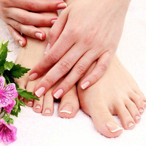 Combo pedicure and manicure